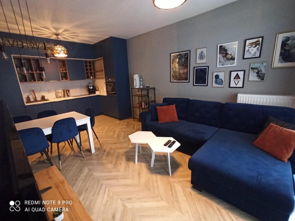 Apartment Nowoczesny Apartament Przy Manufakturze Z Parkingiem Podziemnym I Klimatyzacja *