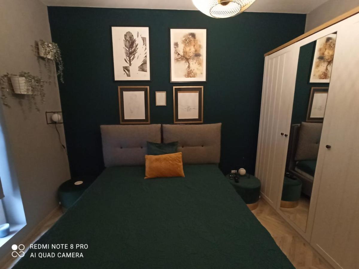 Apartment Nowoczesny Apartament Przy Manufakturze Z Parkingiem Podziemnym I Klimatyzacja Lodz (Lodz)