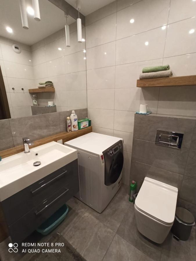 Nowoczesny Apartament Przy Manufakturze Z Parkingiem Podziemnym I Klimatyzacja Apartment