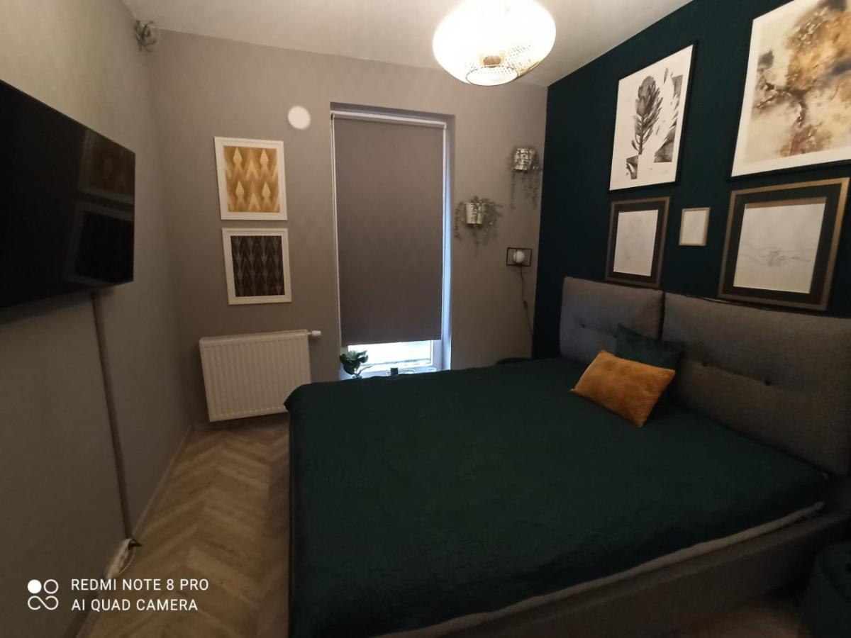 Apartment Nowoczesny Apartament Przy Manufakturze Z Parkingiem Podziemnym I Klimatyzacja *