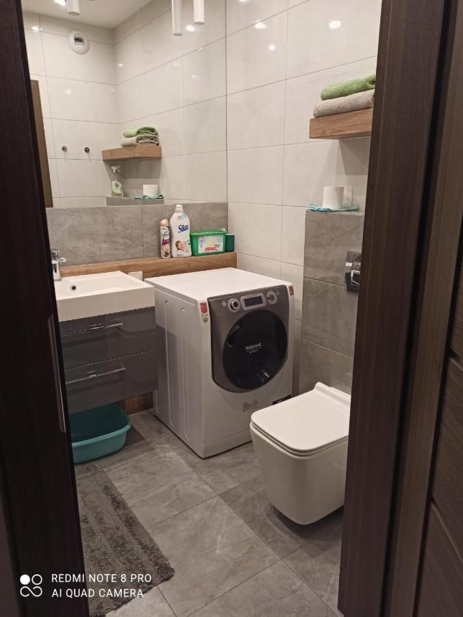 Nowoczesny Apartament Przy Manufakturze Z Parkingiem Podziemnym I Klimatyzacja Lodz (Lodz)
