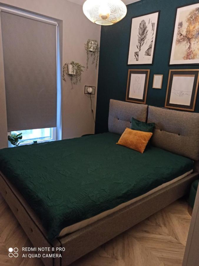Apartment Nowoczesny Apartament Przy Manufakturze Z Parkingiem Podziemnym I Klimatyzacja Lodz (Lodz)